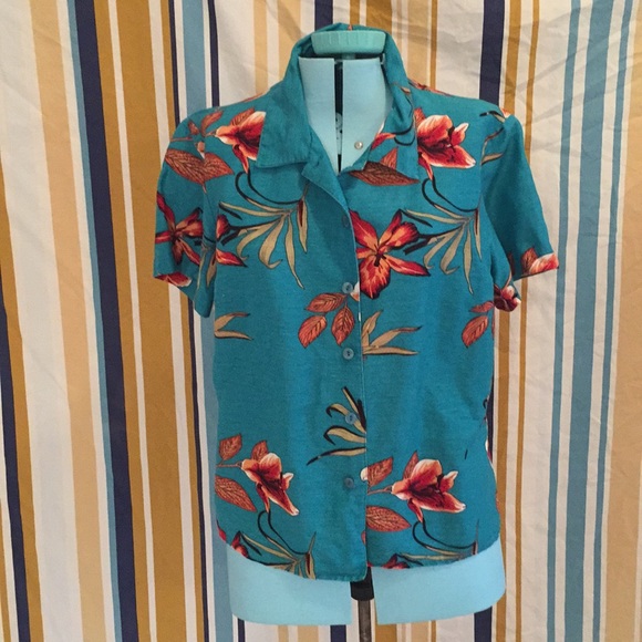 Vintage Tops - Vintage Petite Hawaiian Shirt